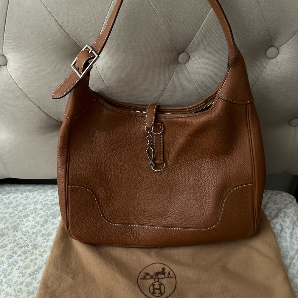 Authentic Hermes Trim II Bag Clemence Leather